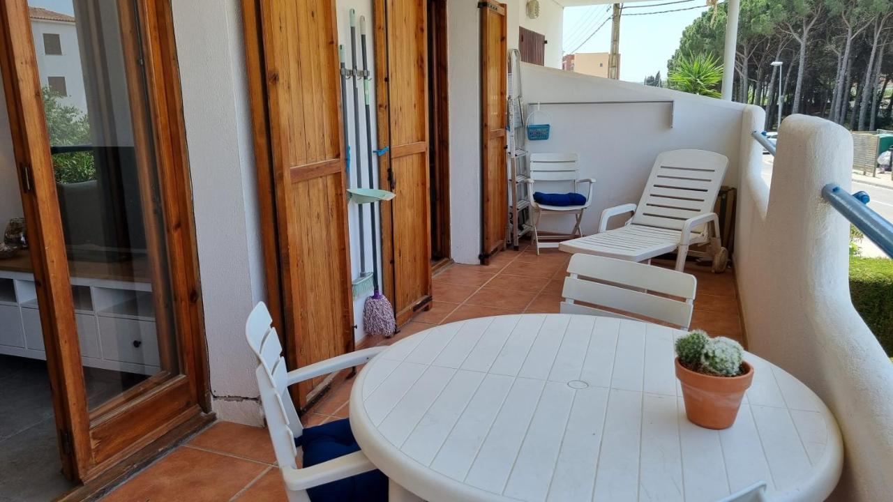 Apartamento Familiar Con Piscina Y Wifi L' Escala 外观 照片